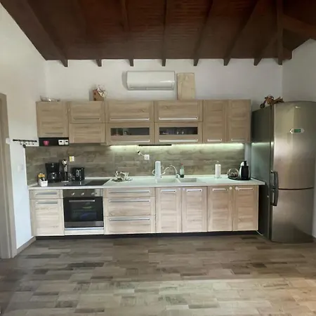 Pyrgos House Apartment Develikia