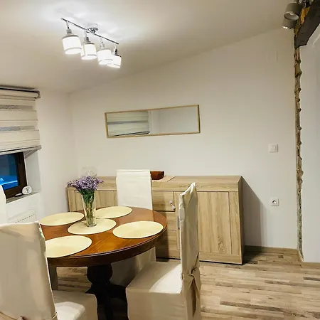 Pyrgos House Develíkia